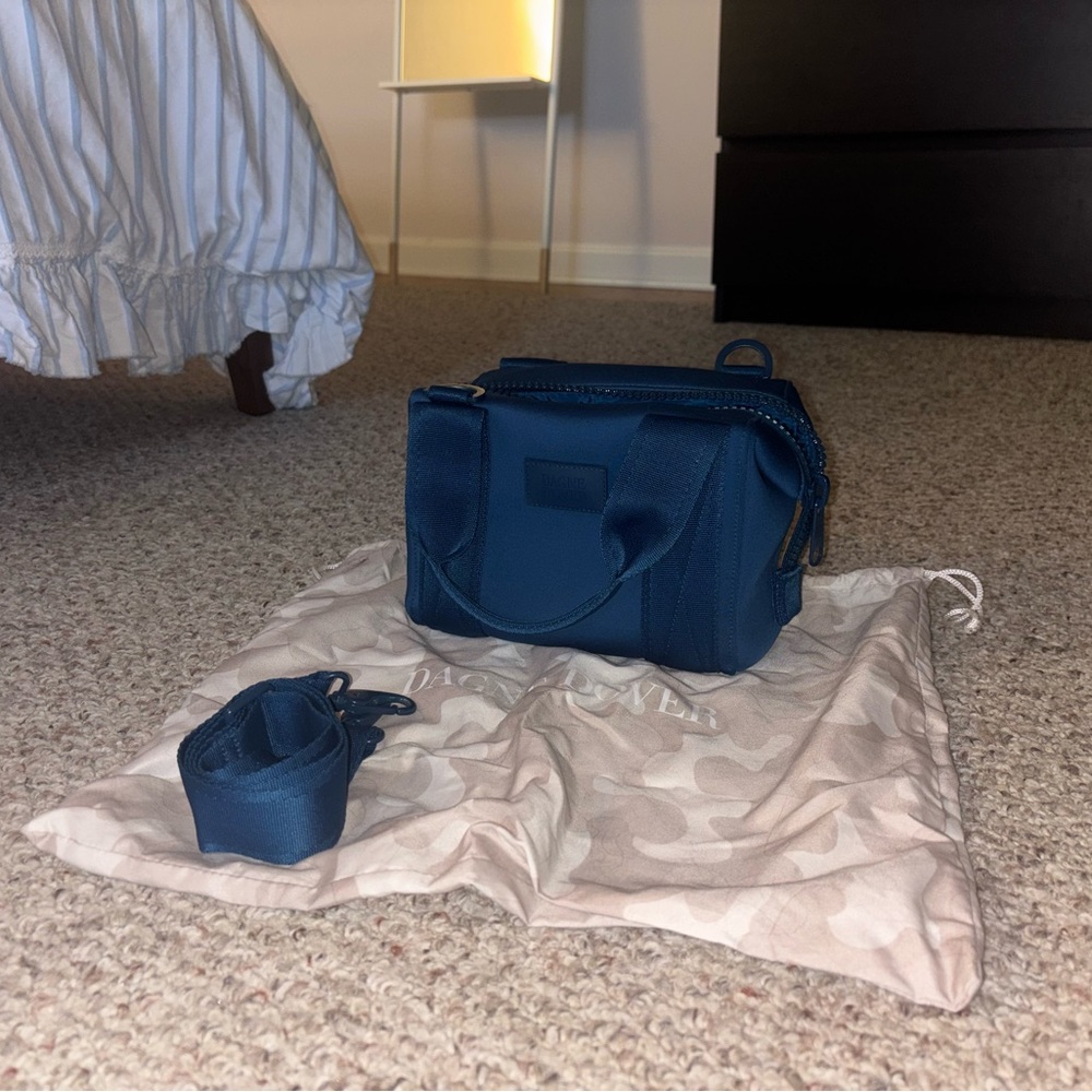 Dagne Dover Navy Small Bag